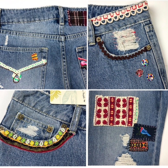 Free People Vintage Patch Embellished Jeans H484 - Picture 8 of 8